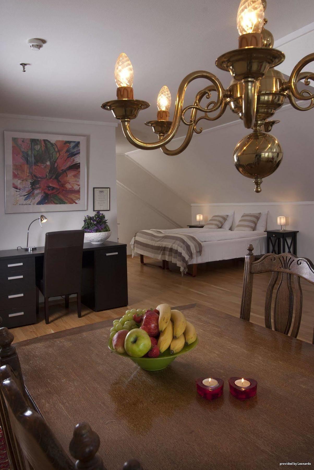 Thon PartnerHotel Baronen Ålesund Zimmer foto