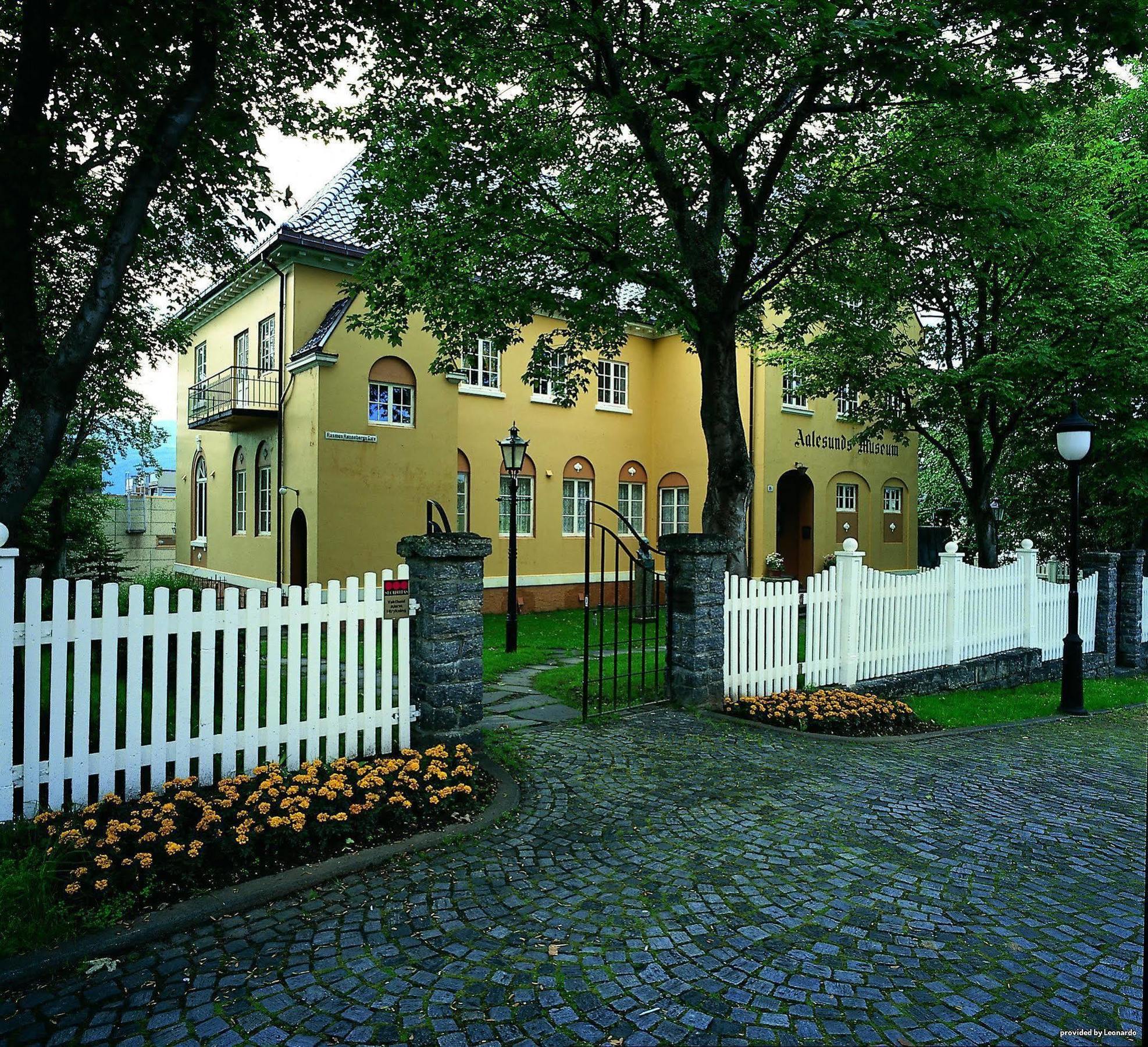 Thon PartnerHotel Baronen Ålesund Exterior foto